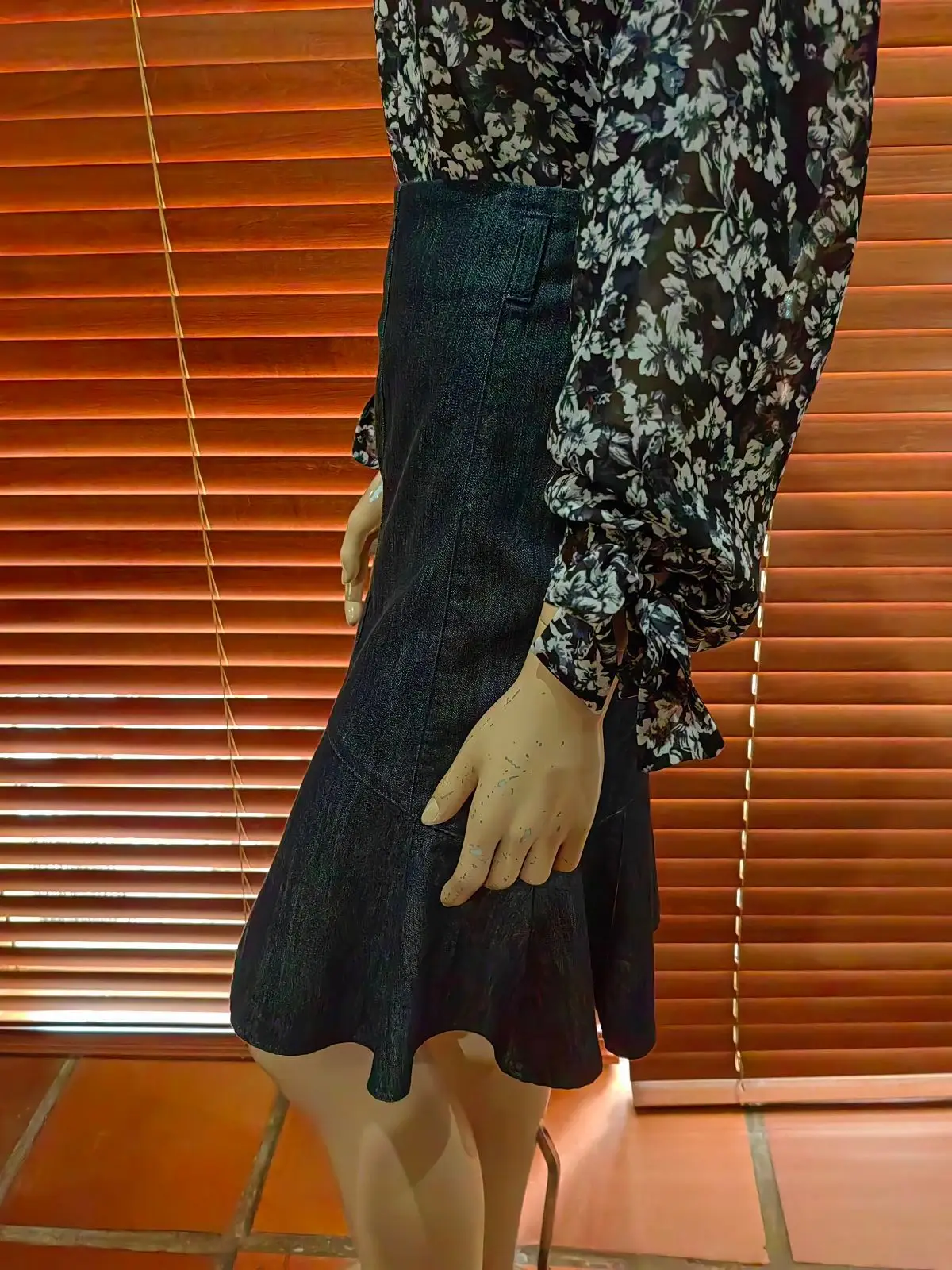 Truworths Item — Size 34