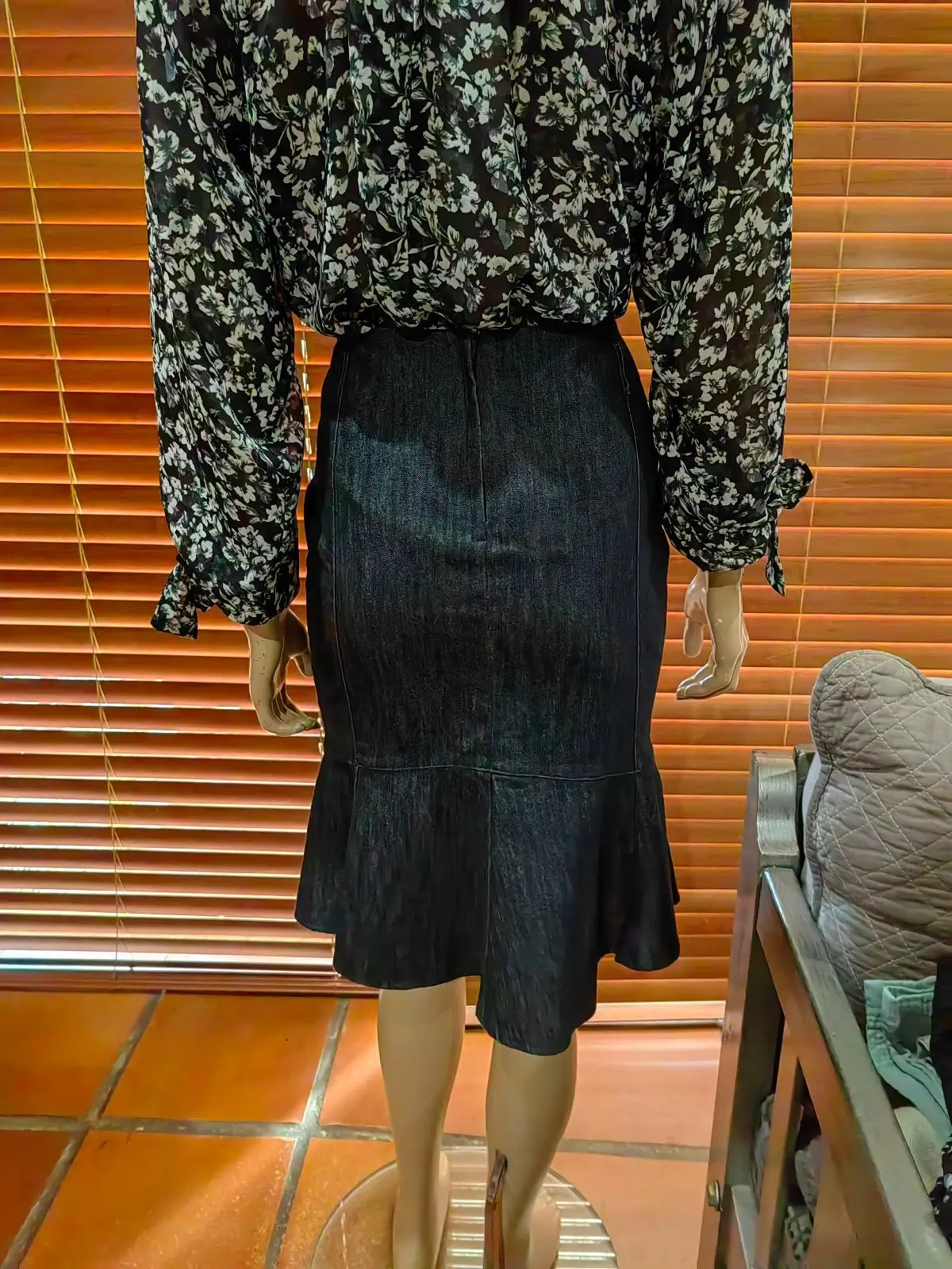 Truworths Item — Size 34