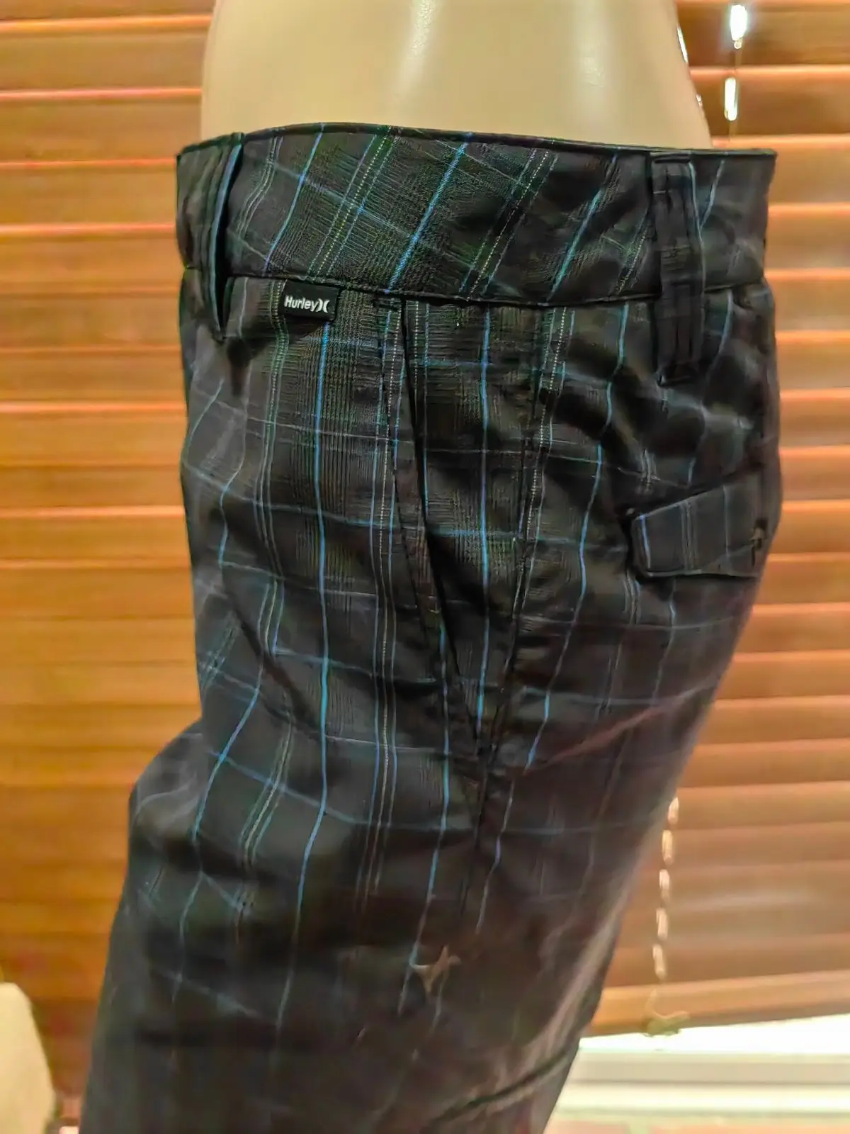 Hurley Item — Size 8