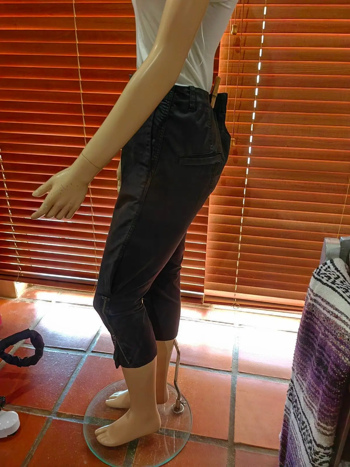Country Road Black Cropped Pants