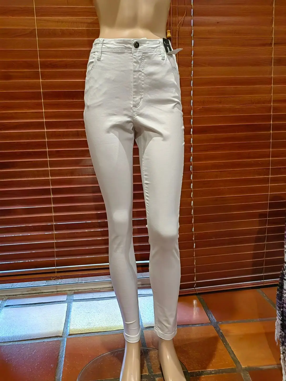 Woolworths White Skinny Jeans Size 12