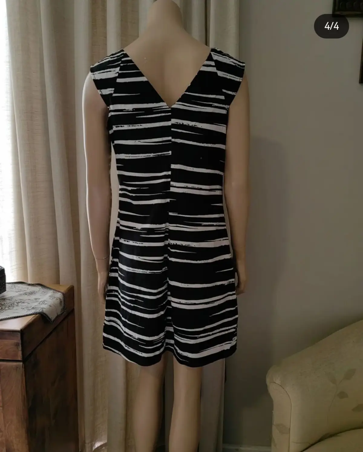 Woolworths Item — Size 12