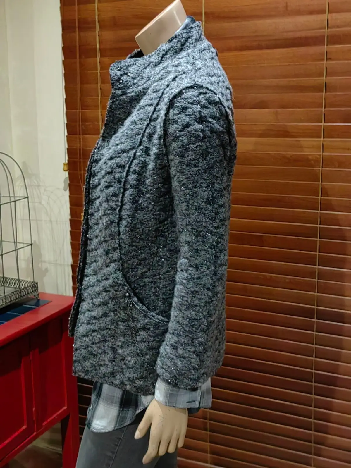 Zara Item — Size 10