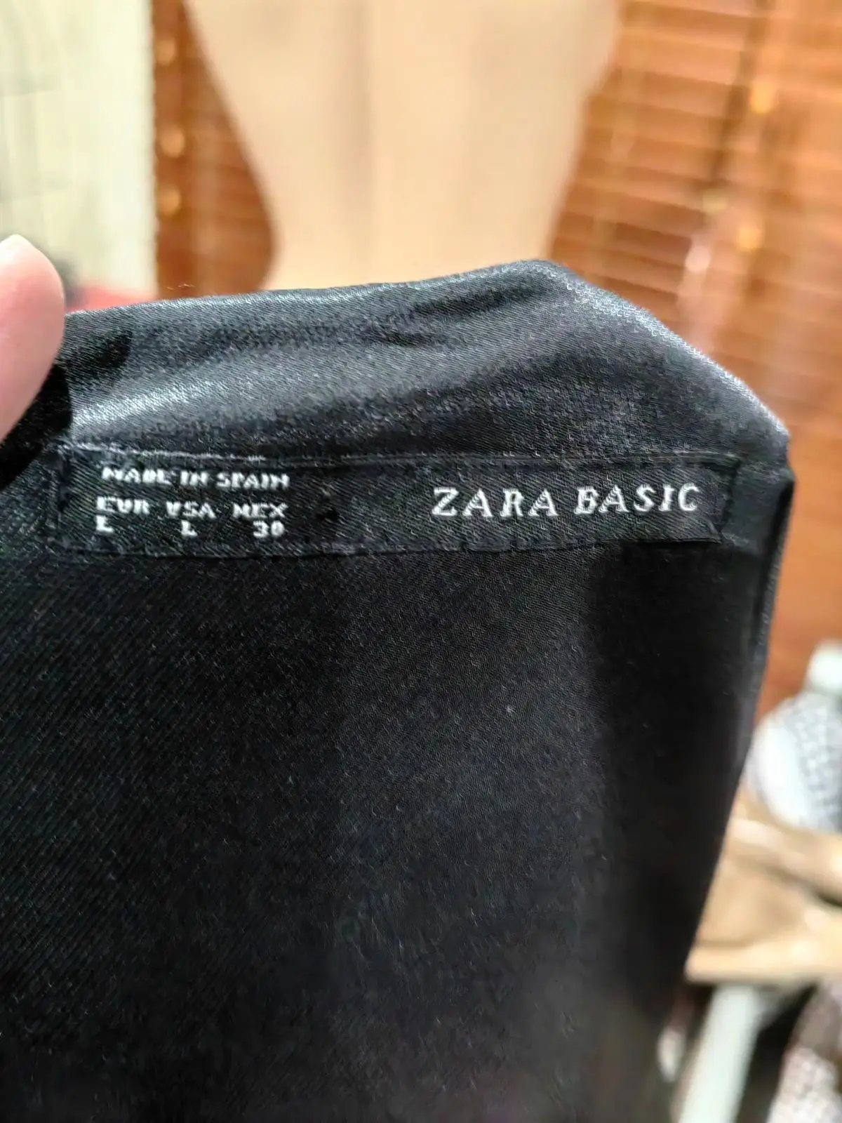 Zara Item — Size L