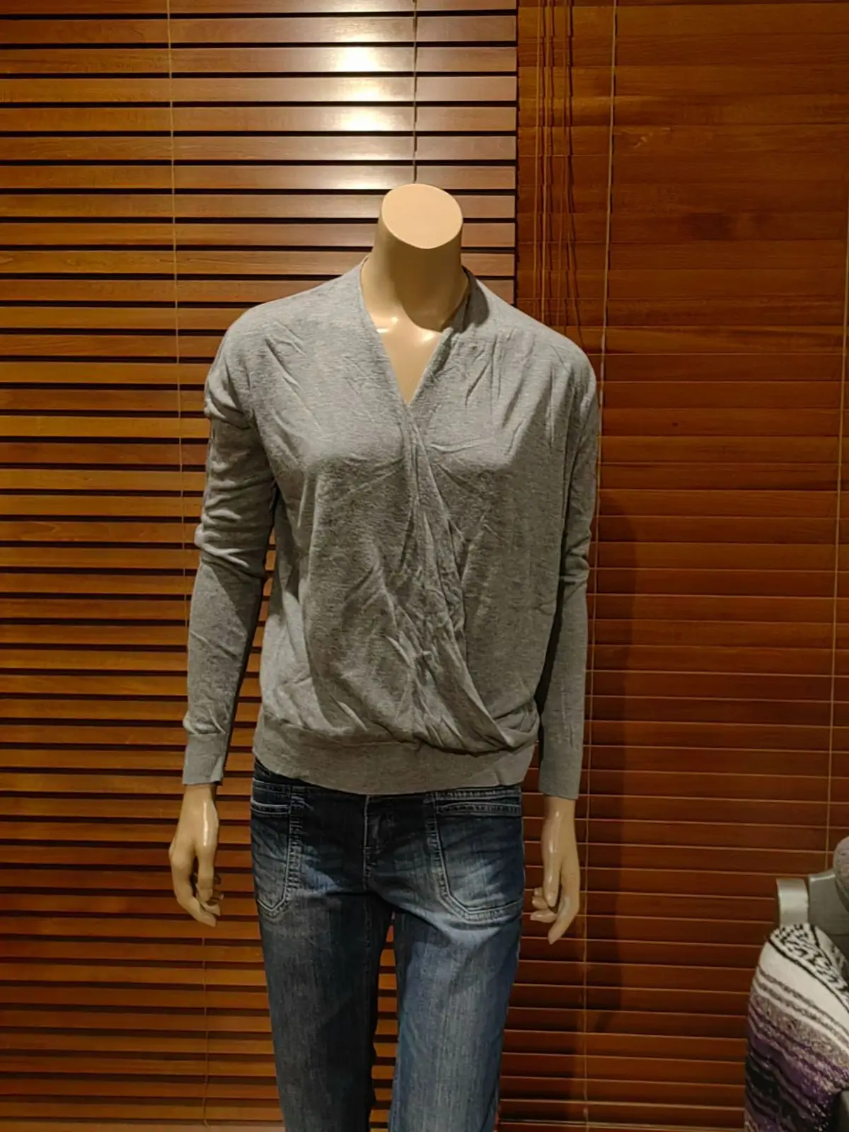 Truworths Item — Size M