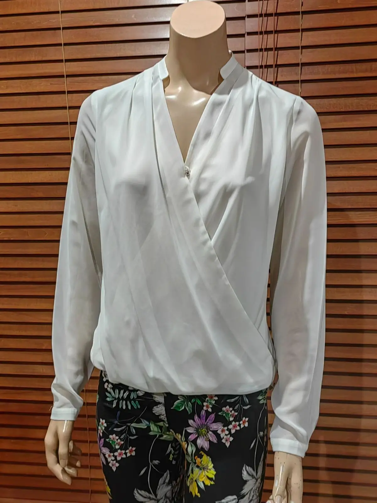 Woolworths White Blouse Size 10