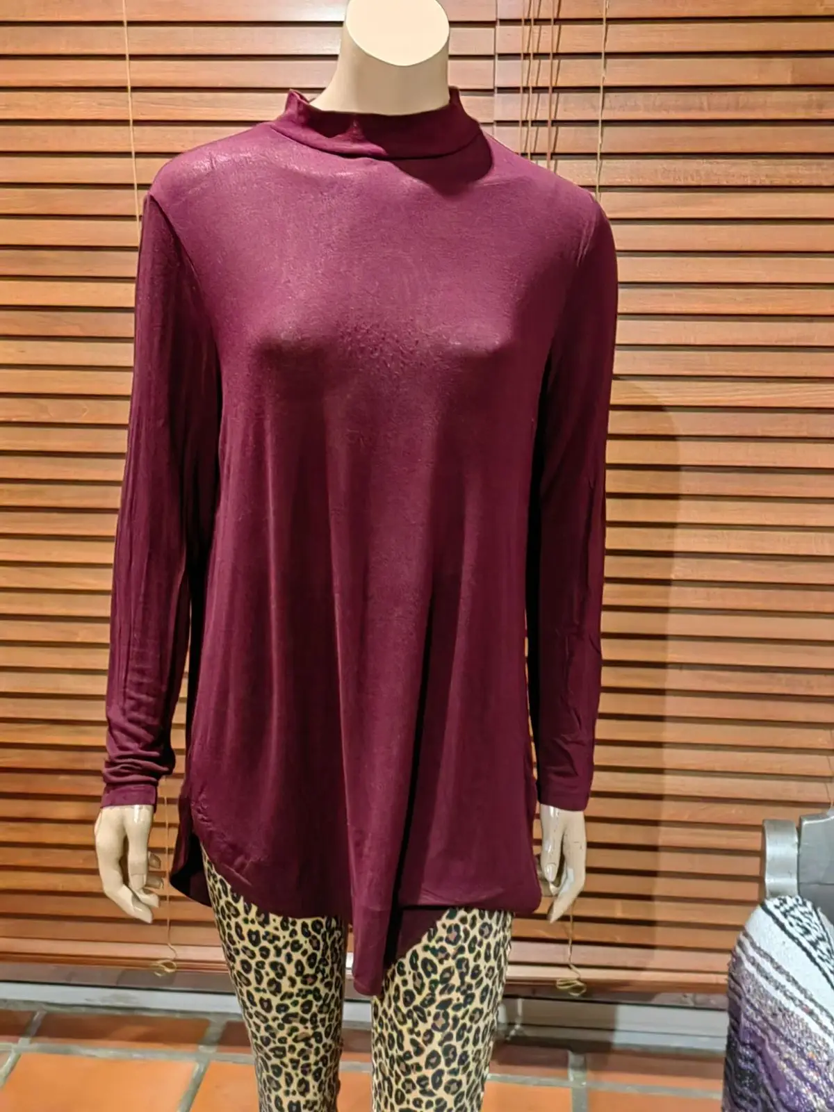 Woolworths Woolworths Item — Size M