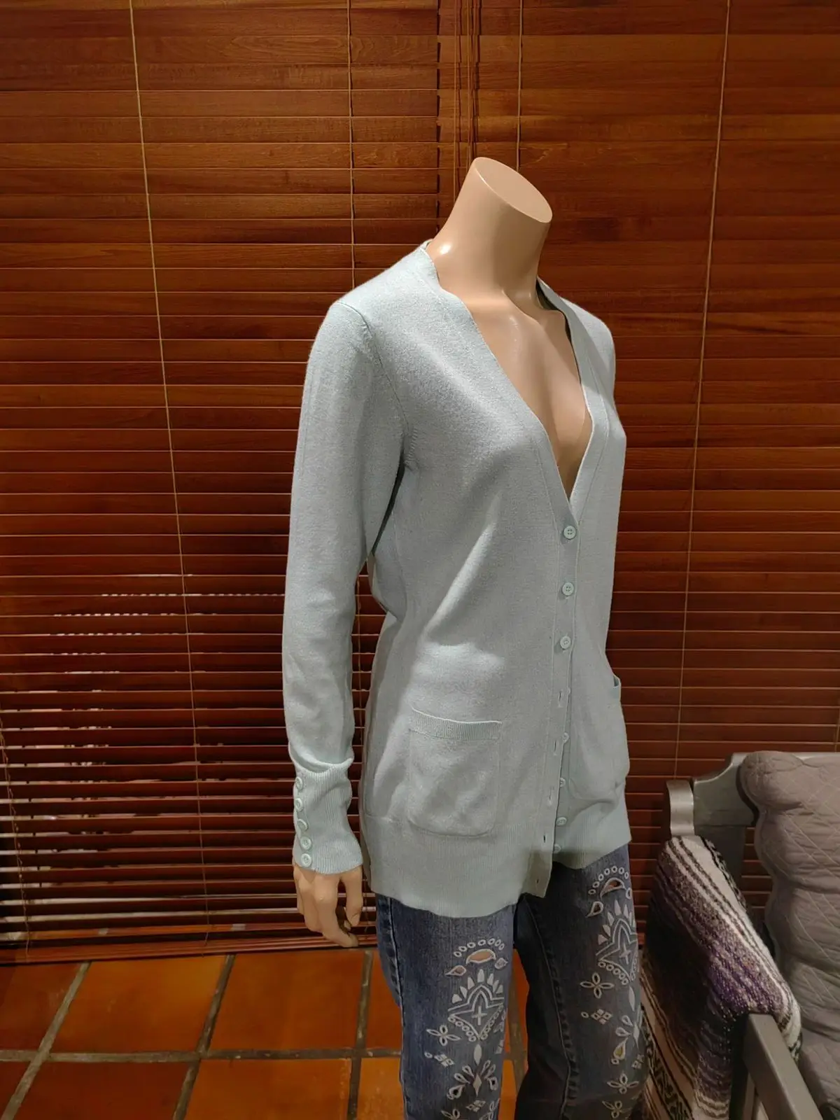 Woolworths Item — Size M