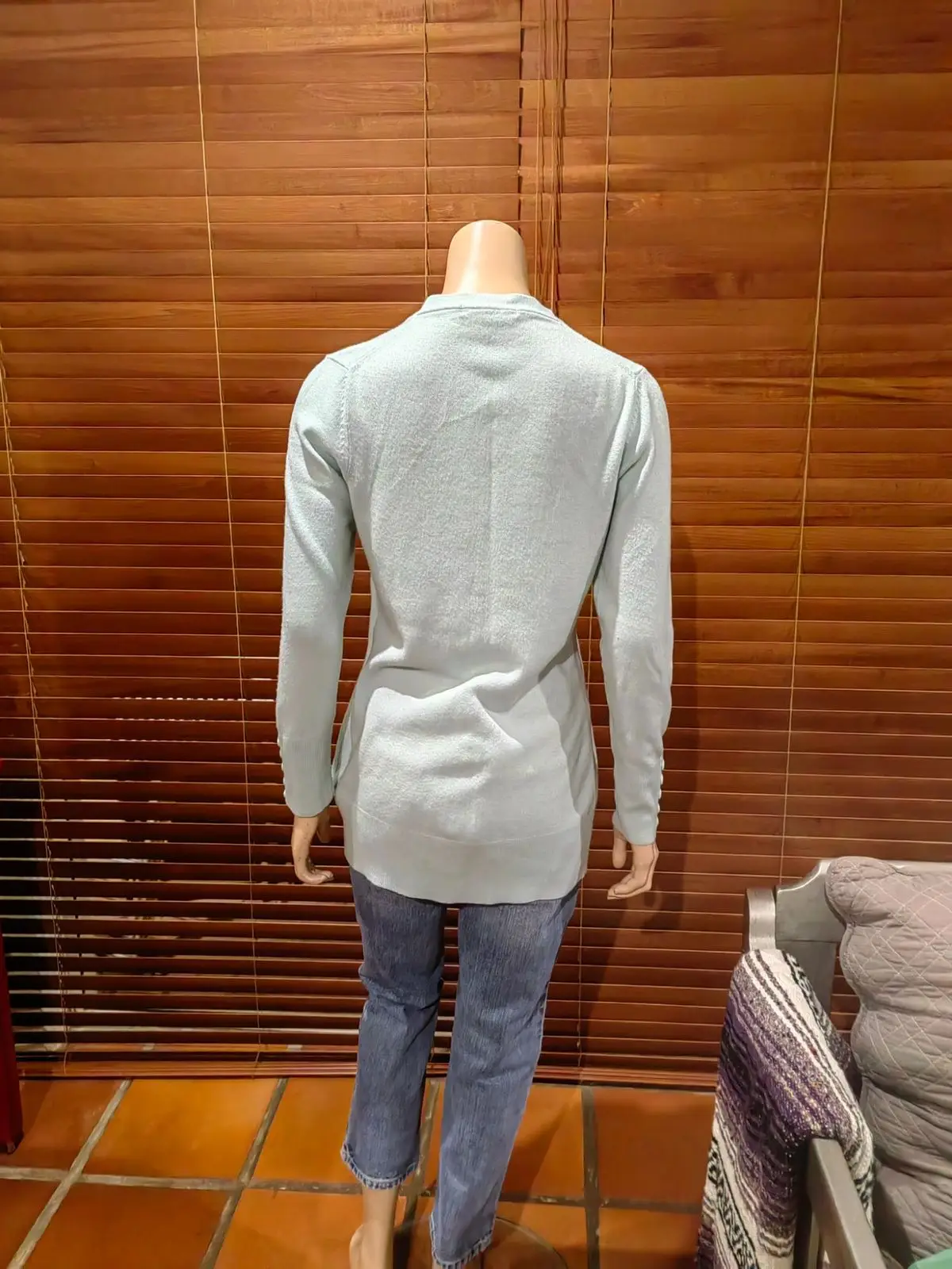Woolworths Item — Size M