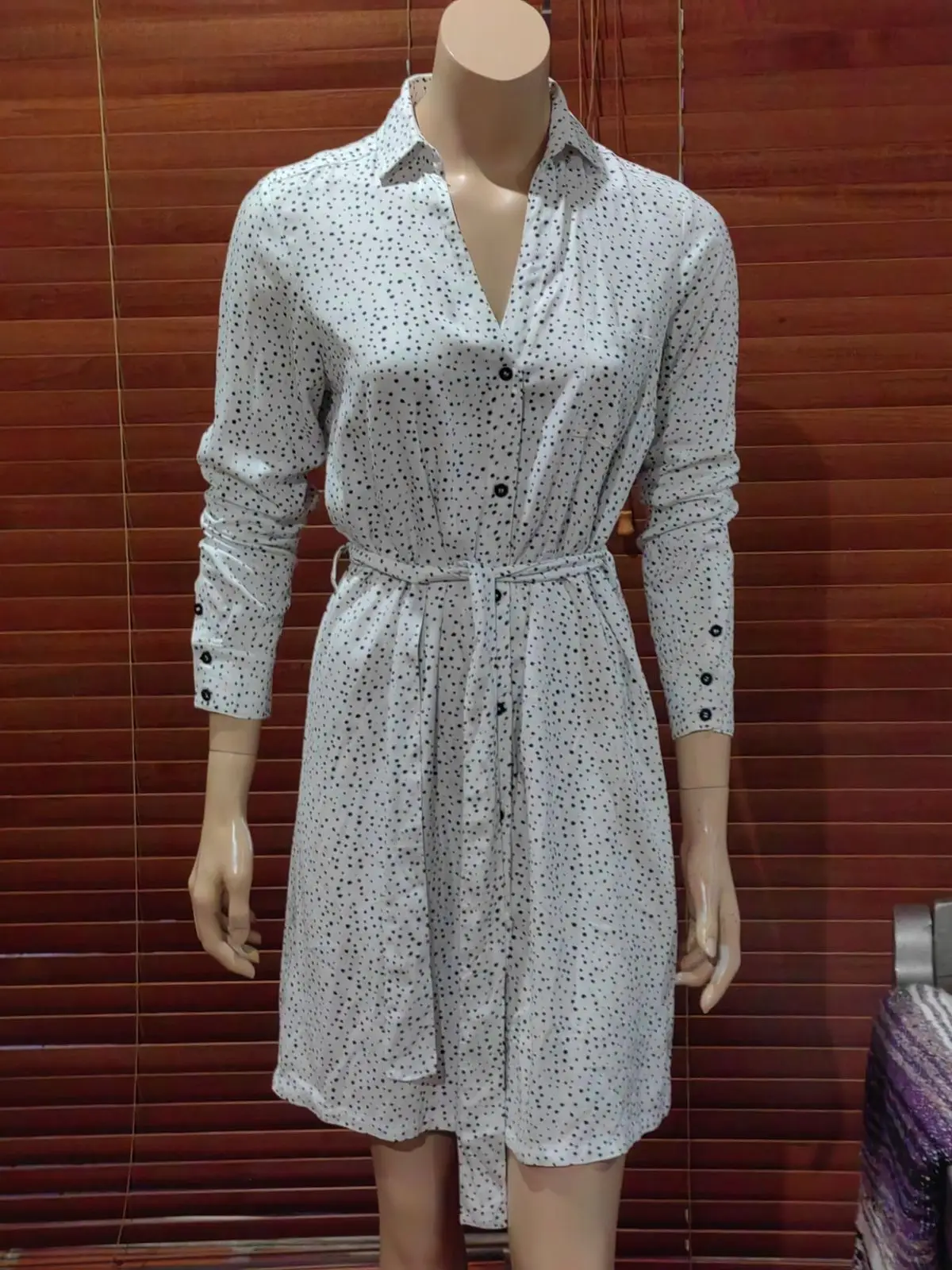 Woolworths Woolworths Item — Size 6