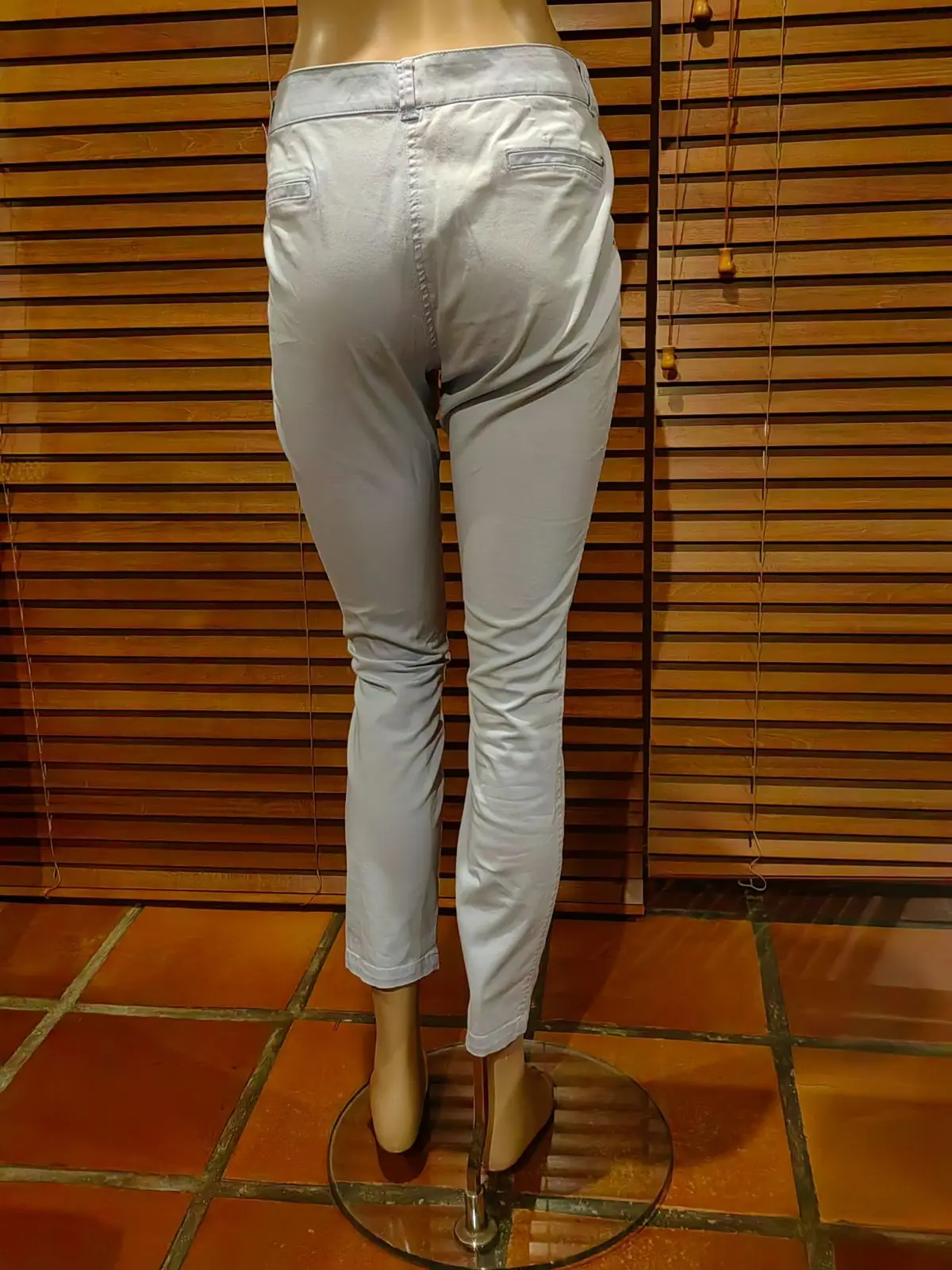 Woolworths Item — Size 12