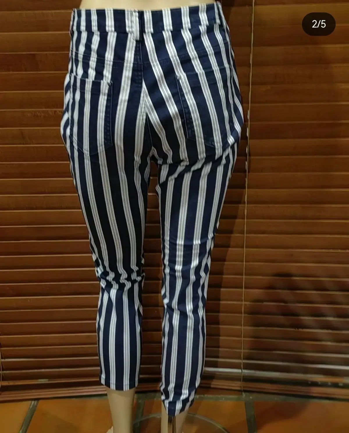 Woolworths Item — Size 12