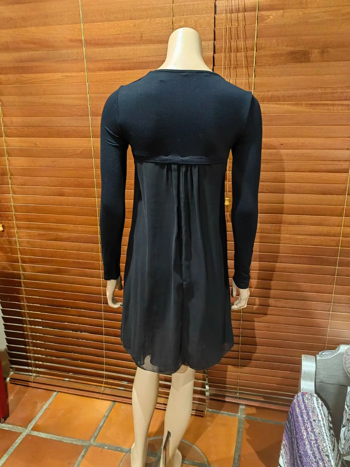 Truworths Item — Size 8
