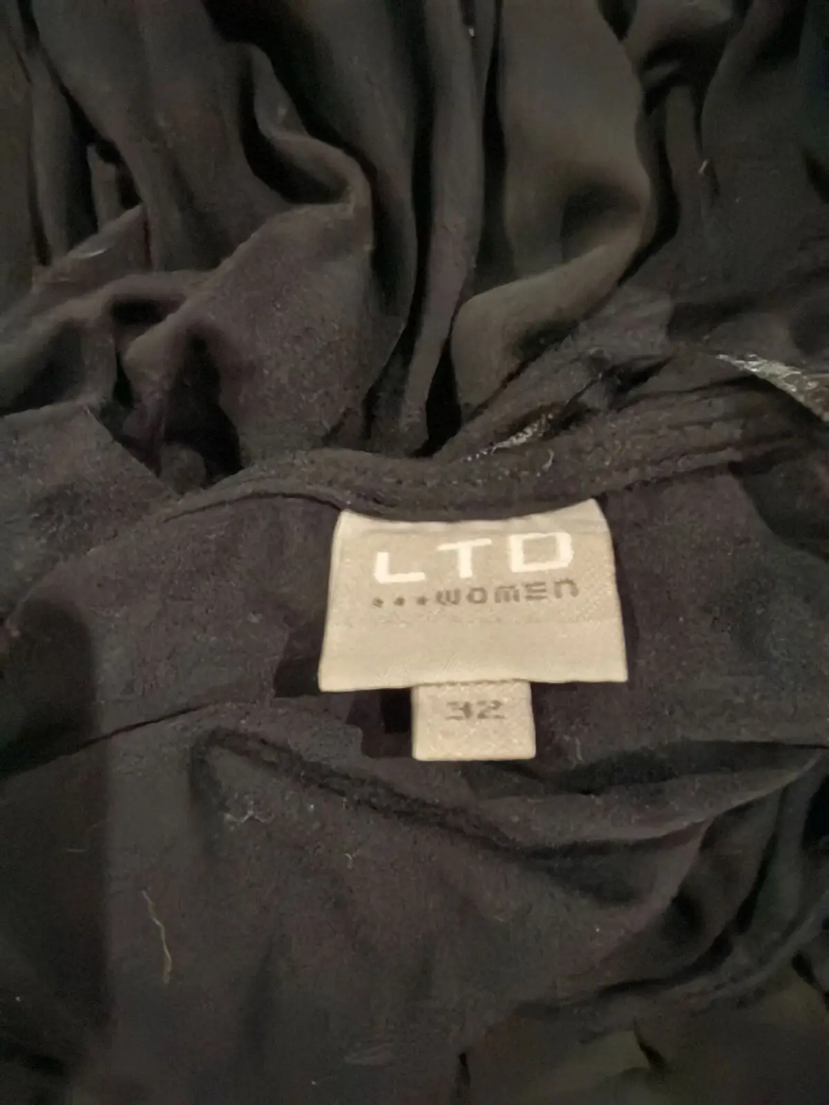 Truworths Item — Size 8