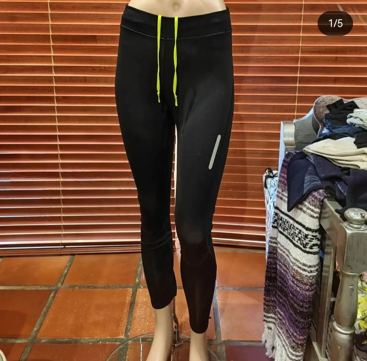 H&M H&M Item — Size XS