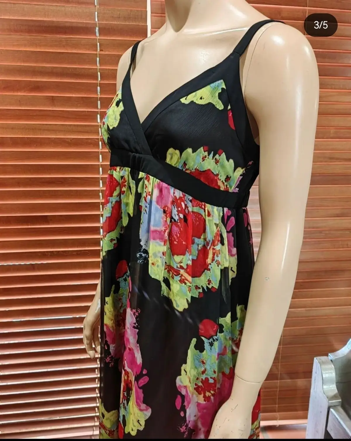 Woolworths Item — Size 10