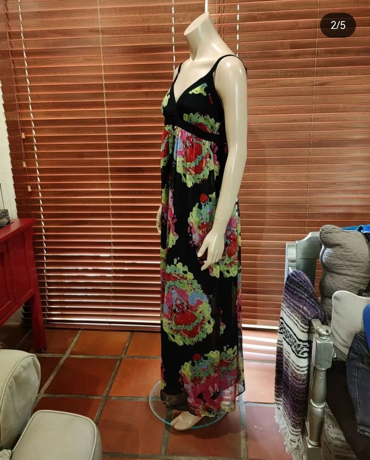Woolworths Item — Size 10
