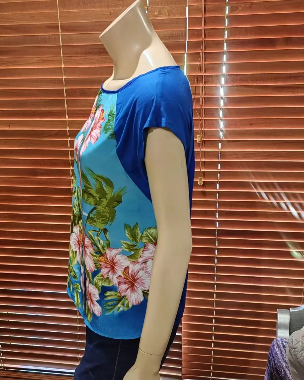 Zara Item — Size M