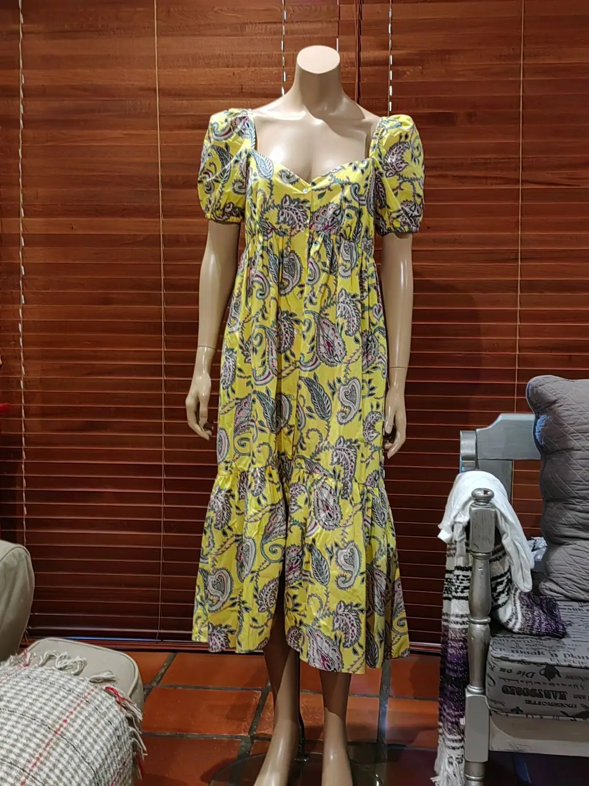 Zara Item — Size M