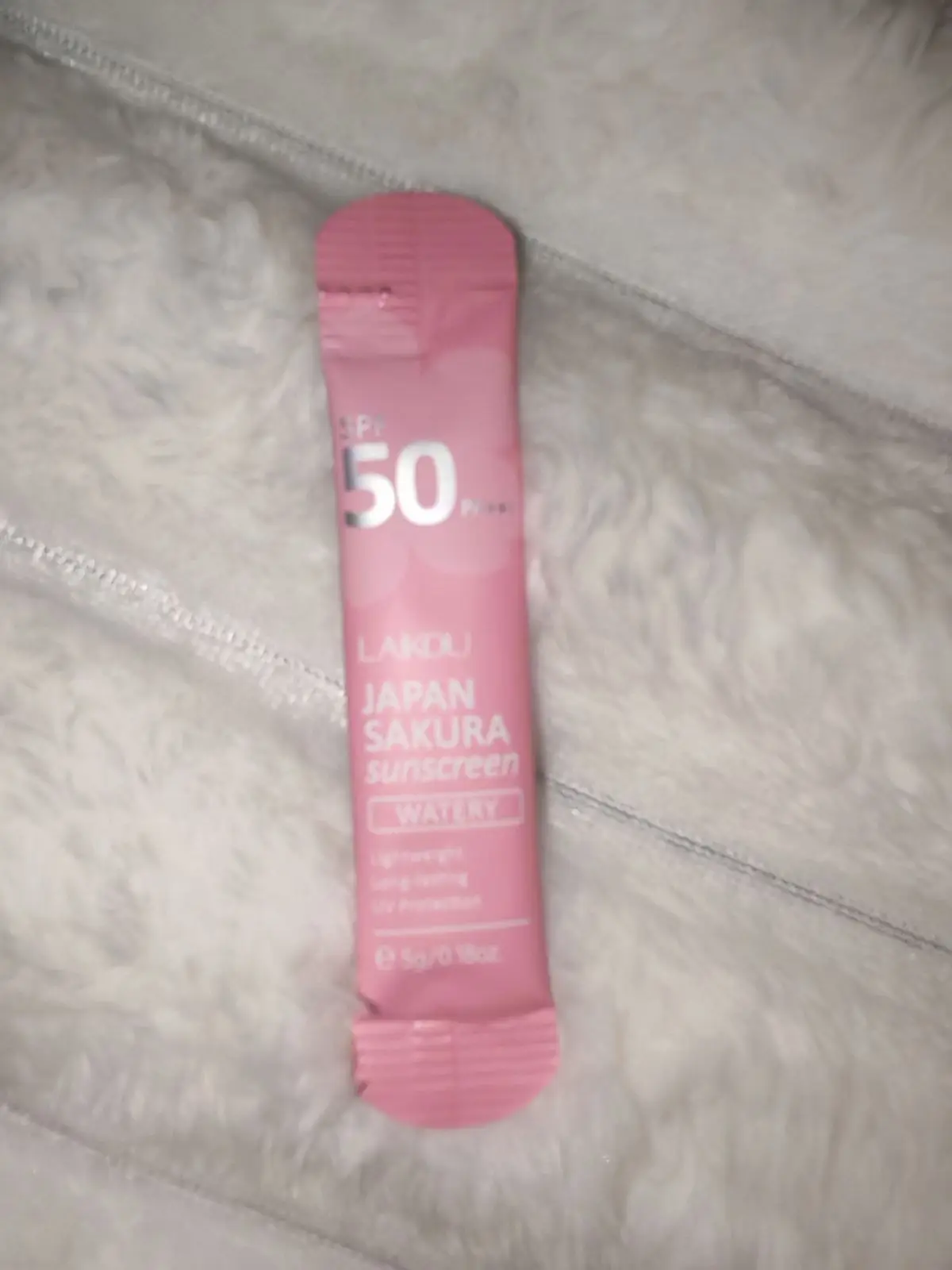 LAKOU Japan Sakura Moisturizing Mask (Pack of 4)