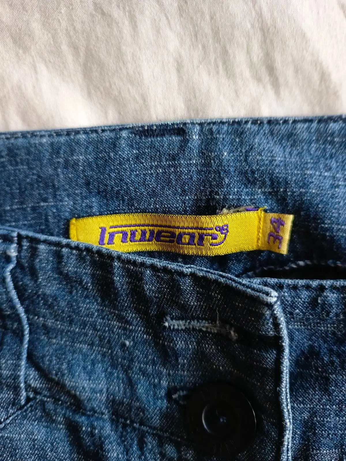 Truworths Item — Size 34