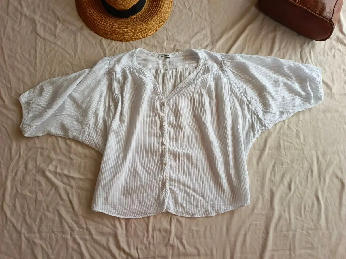 Woolworths Woolworths White Button-Up Blouse