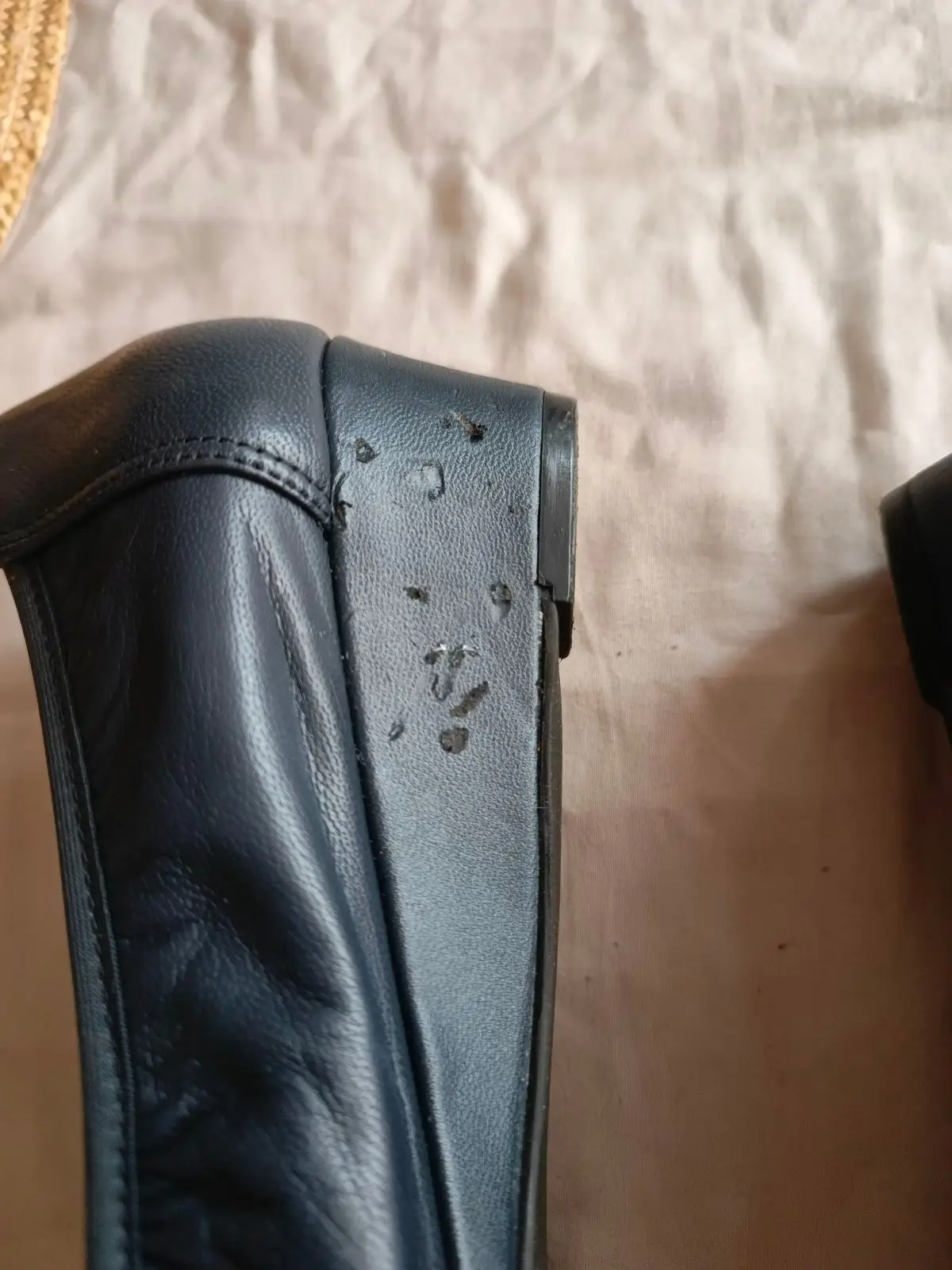 Woolworths Item — Size 6