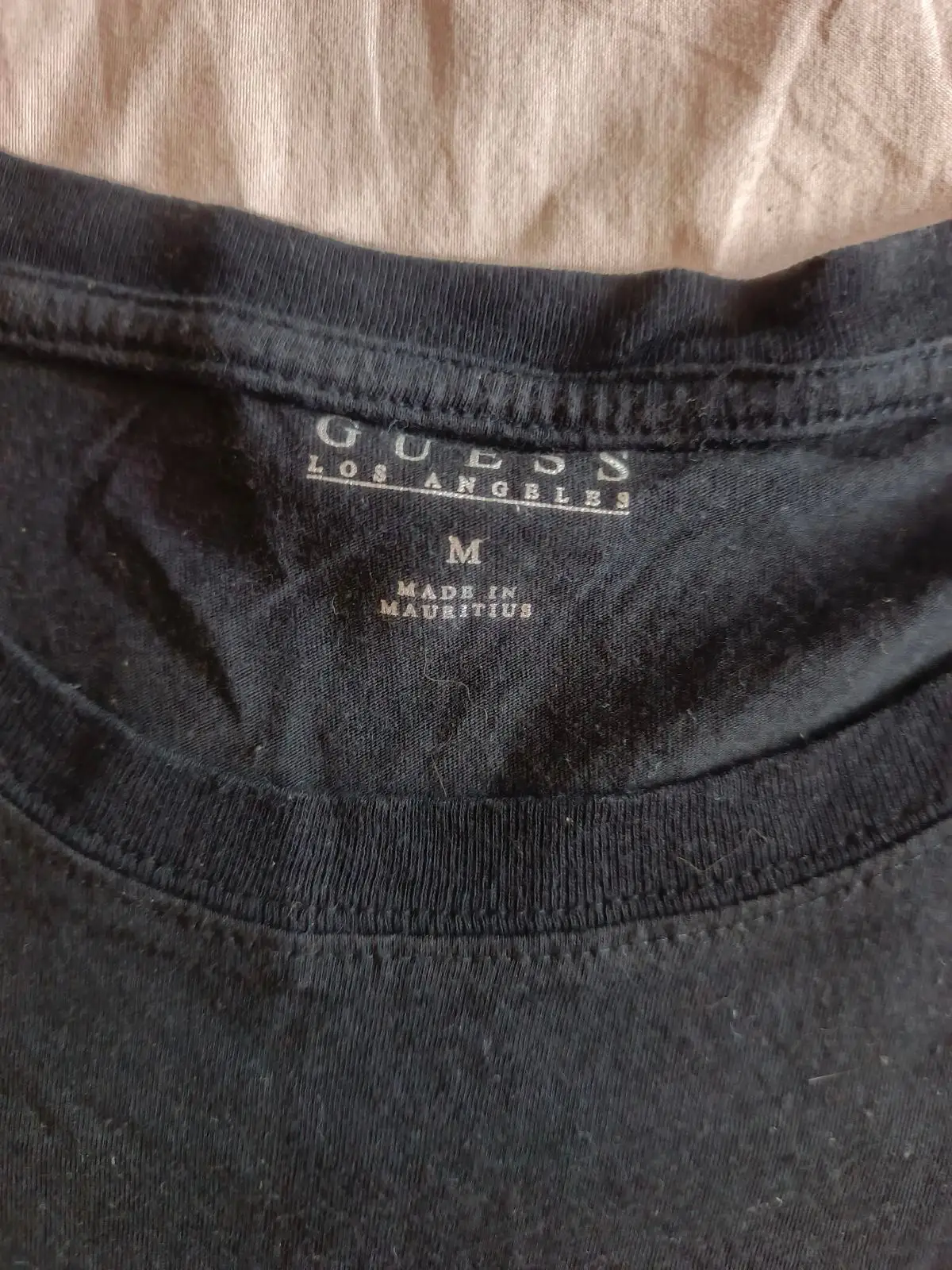 Guess Item — Size M