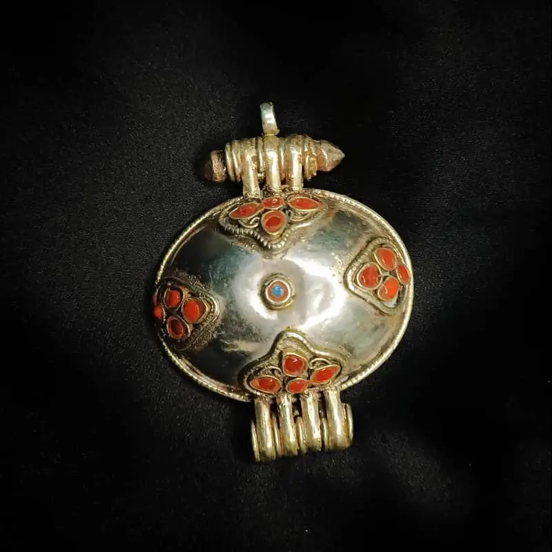 Vintage Tibetan Gau Prayer Box Amulet with Coral and Turquoise stone