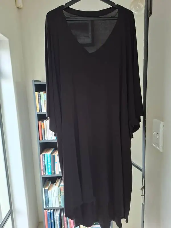 Black kaftan