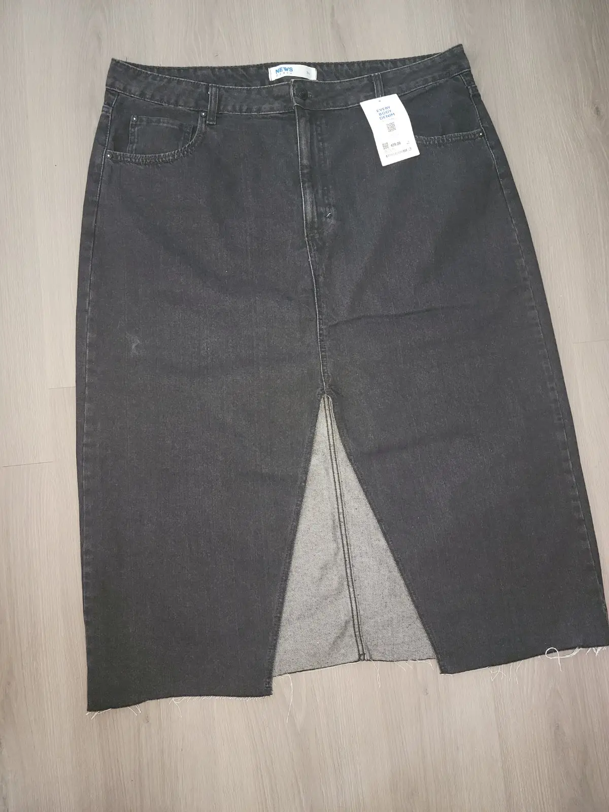Foschini Every Body Denim Black Skirt with Front Slit