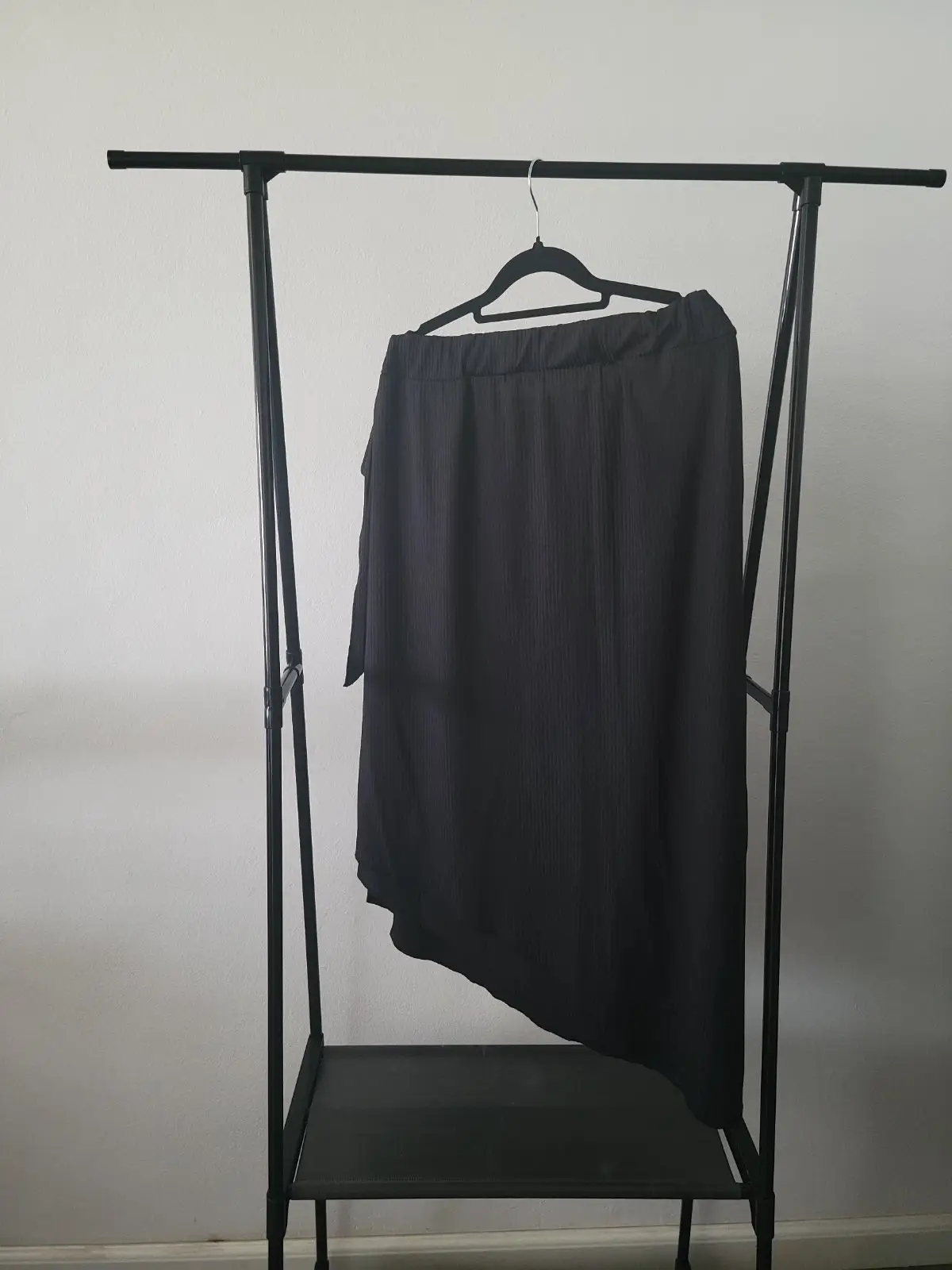 Black Ribbed Skirt