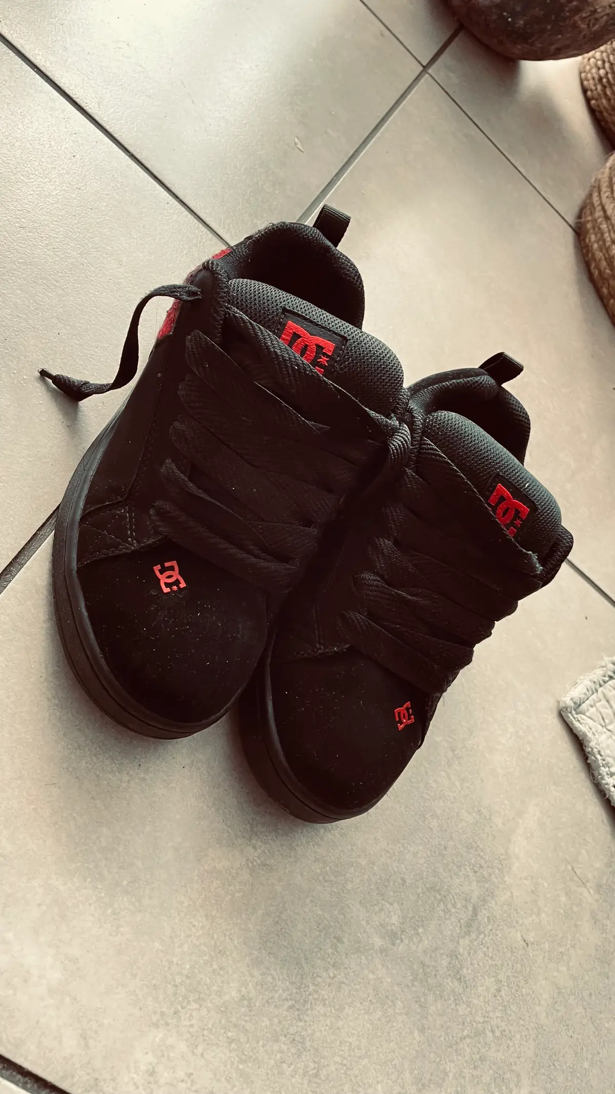 dc shoes