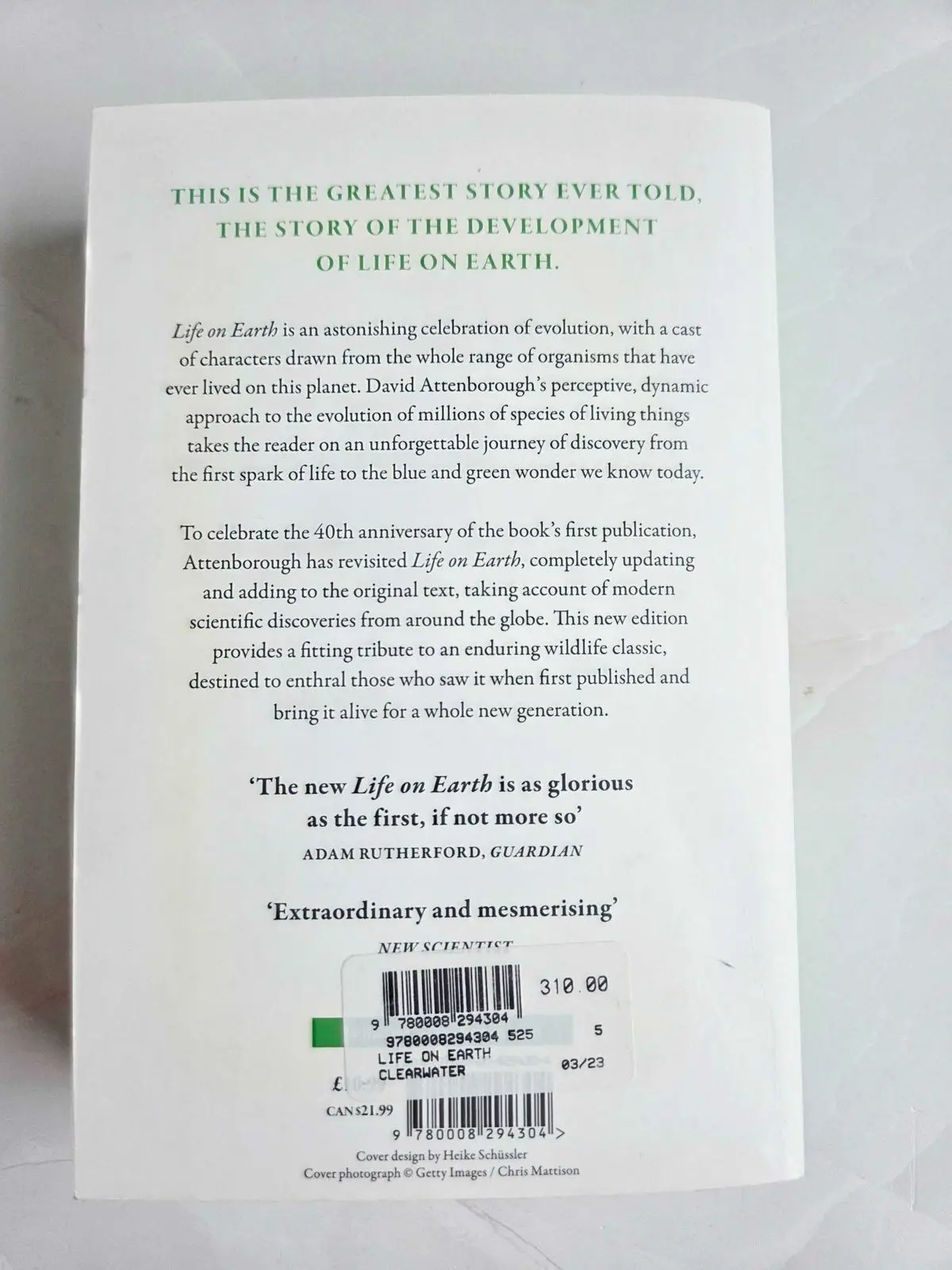 Life on Earth by David Attenborough Paperback