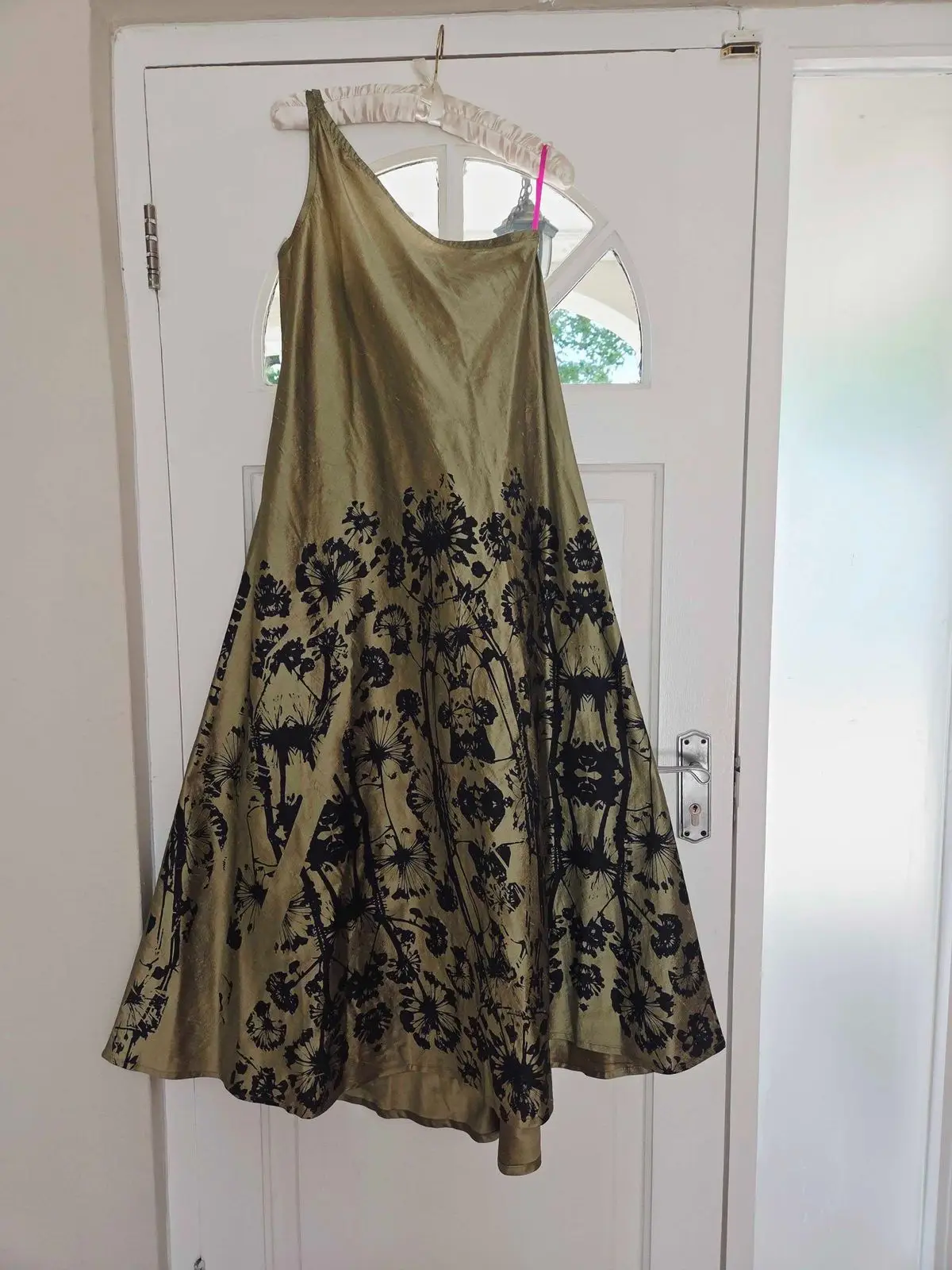 Generic One-Shoulder Gold Maxi Dress with Black Floral Print