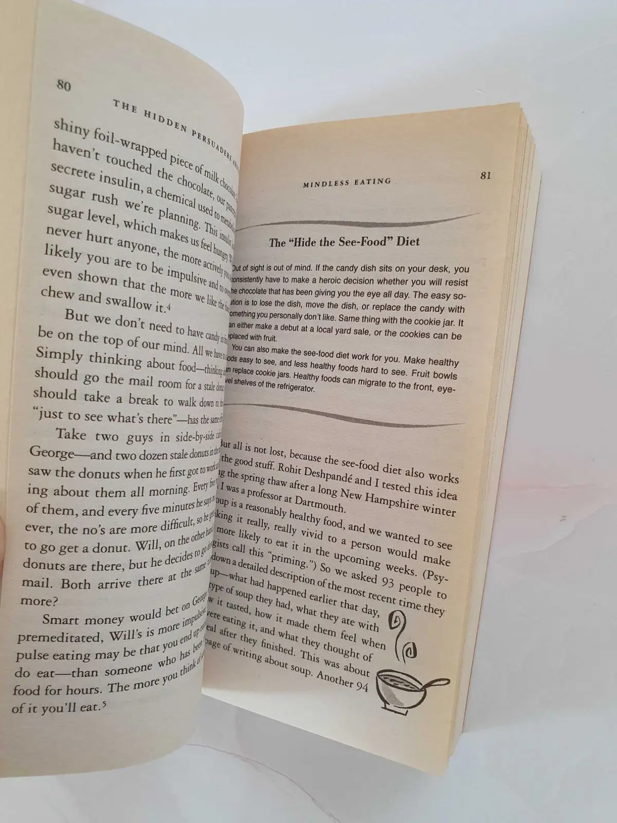 Mindless Eating by Brian Wansink Paperback