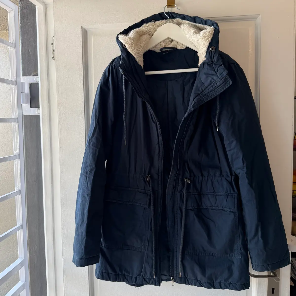 Jean Pascale Thick winter jacket - with lined hood.