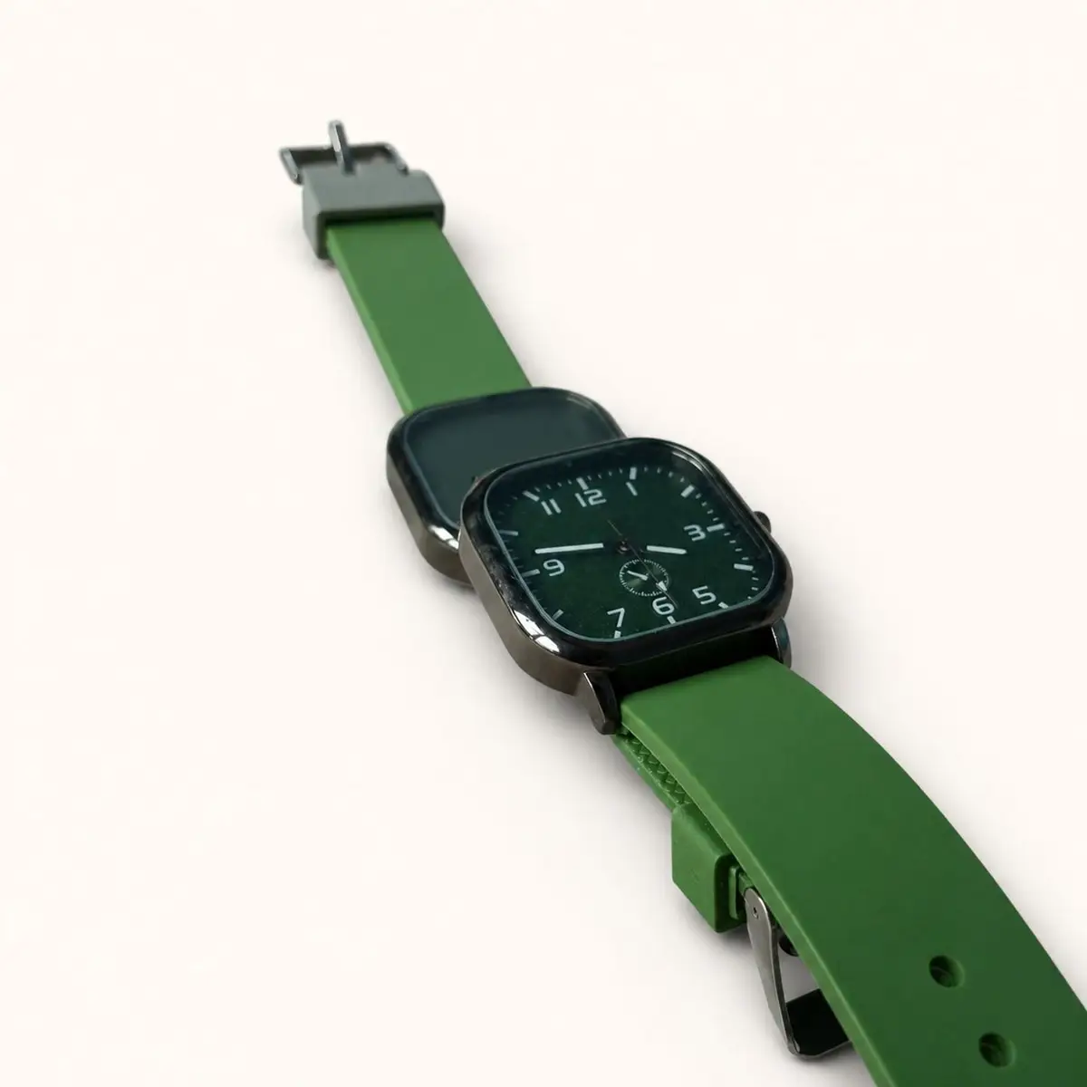 Irlandy Square Textured Dial Watch Grey