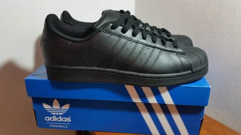 Adidas Superstar Sneakers