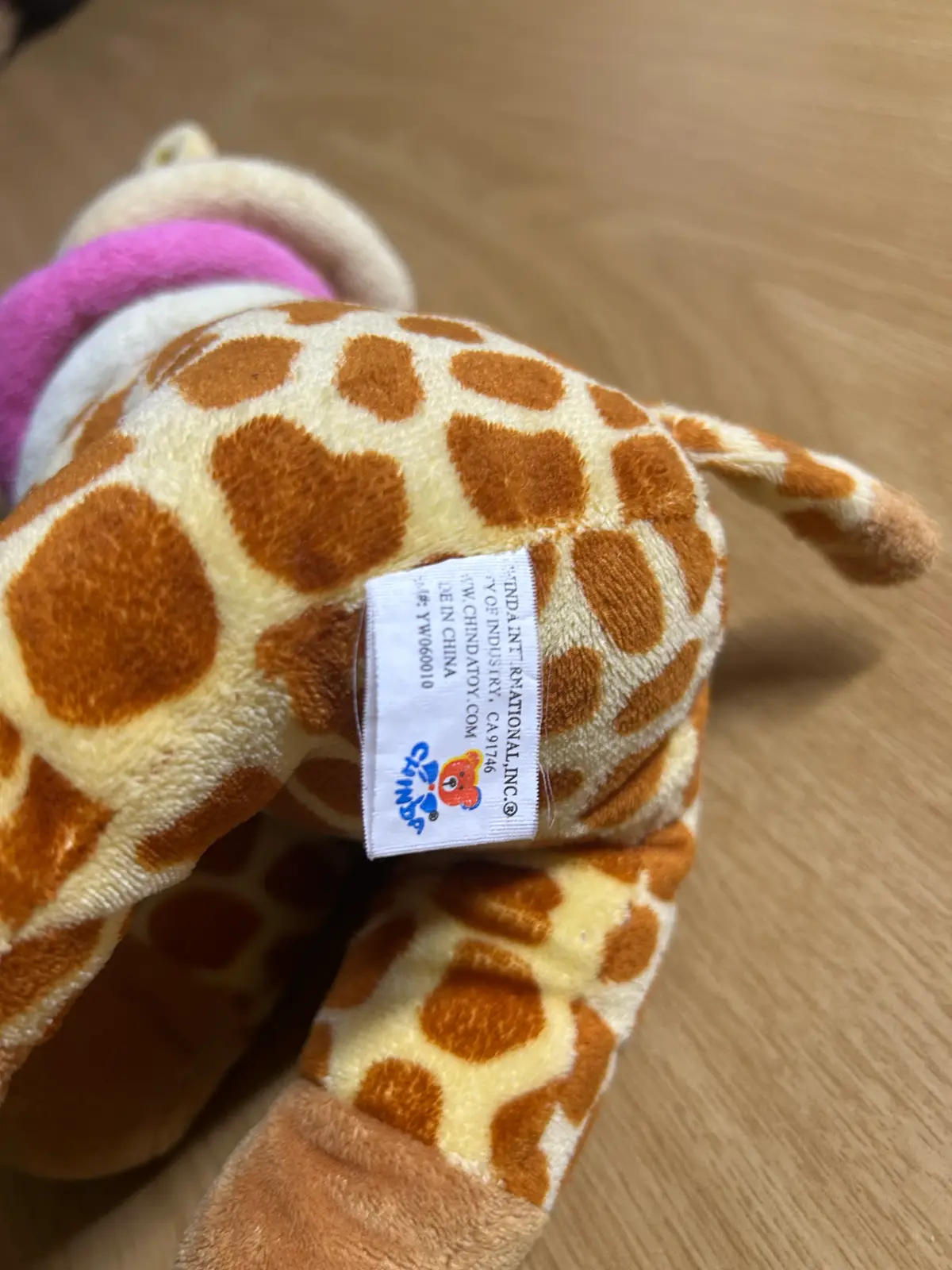 Chinda Plush Giraffe Toy with Stacking Rings