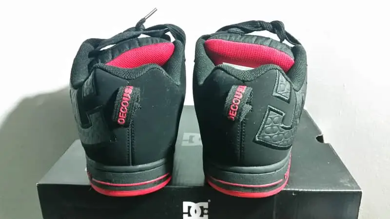 Dc Court Graffik SE Sneakers