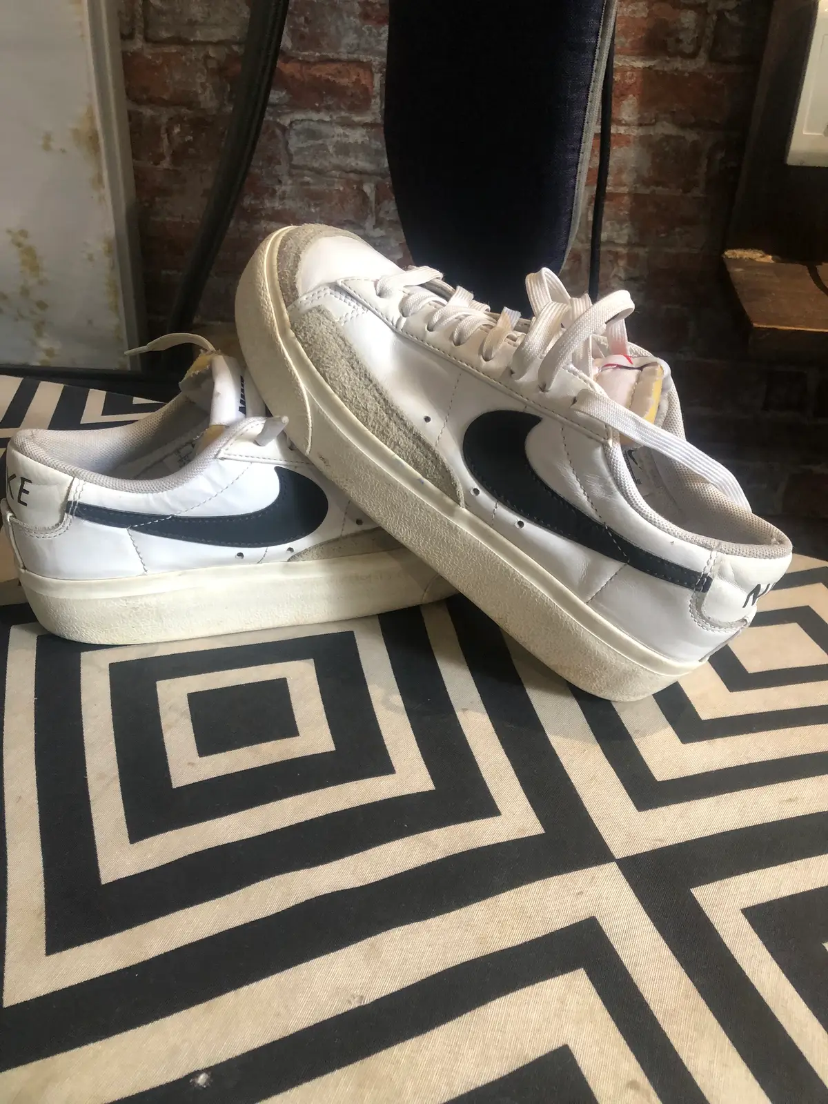 Puma Preloved sneakers