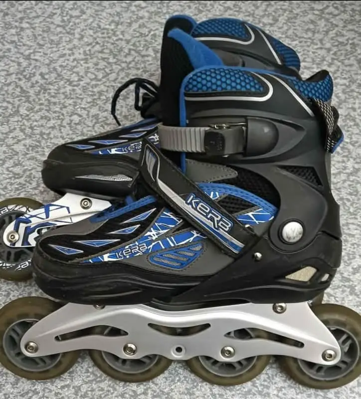Kerb Rollerblades (Size 6-9)