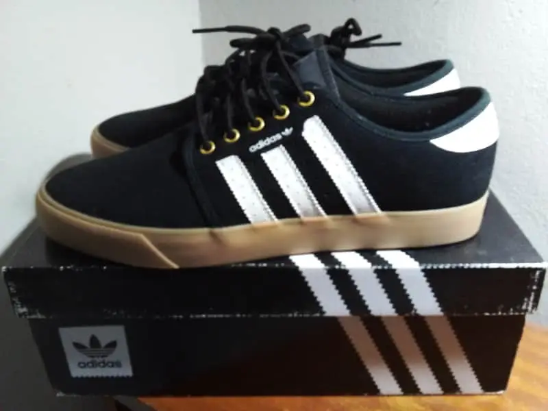 Adidas Seeley Sneakers