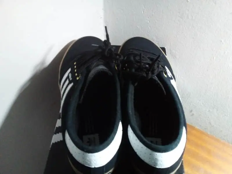 Adidas Seeley Sneakers