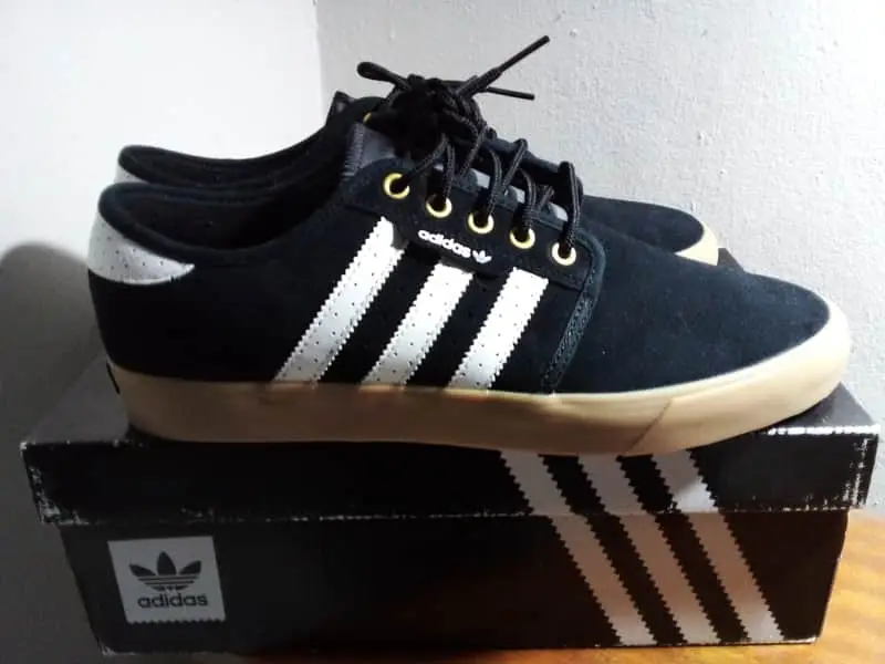 Adidas Seeley Sneakers
