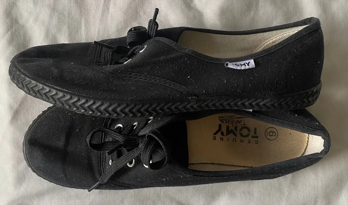 Tomy Takkies Classic Black Canvas Shoes