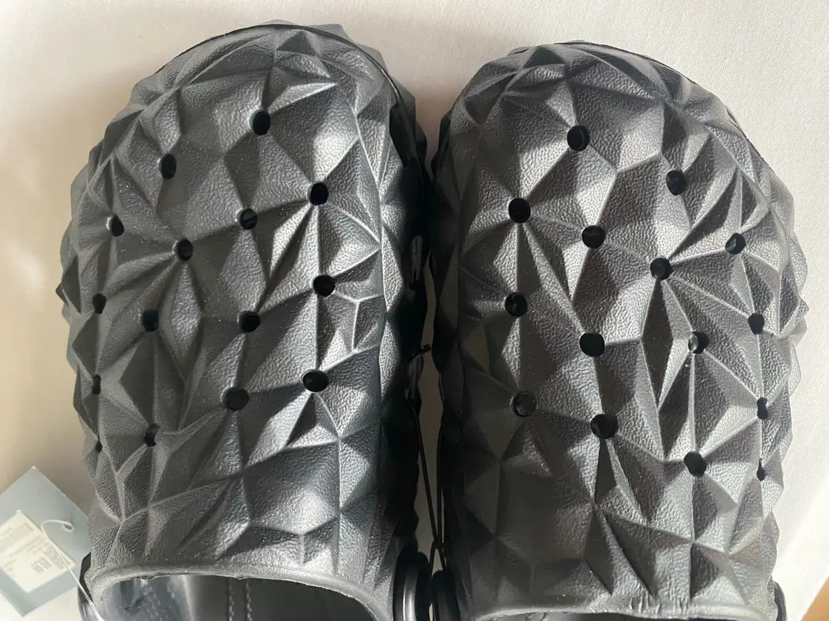Jet Black Geometric Textured Clogs