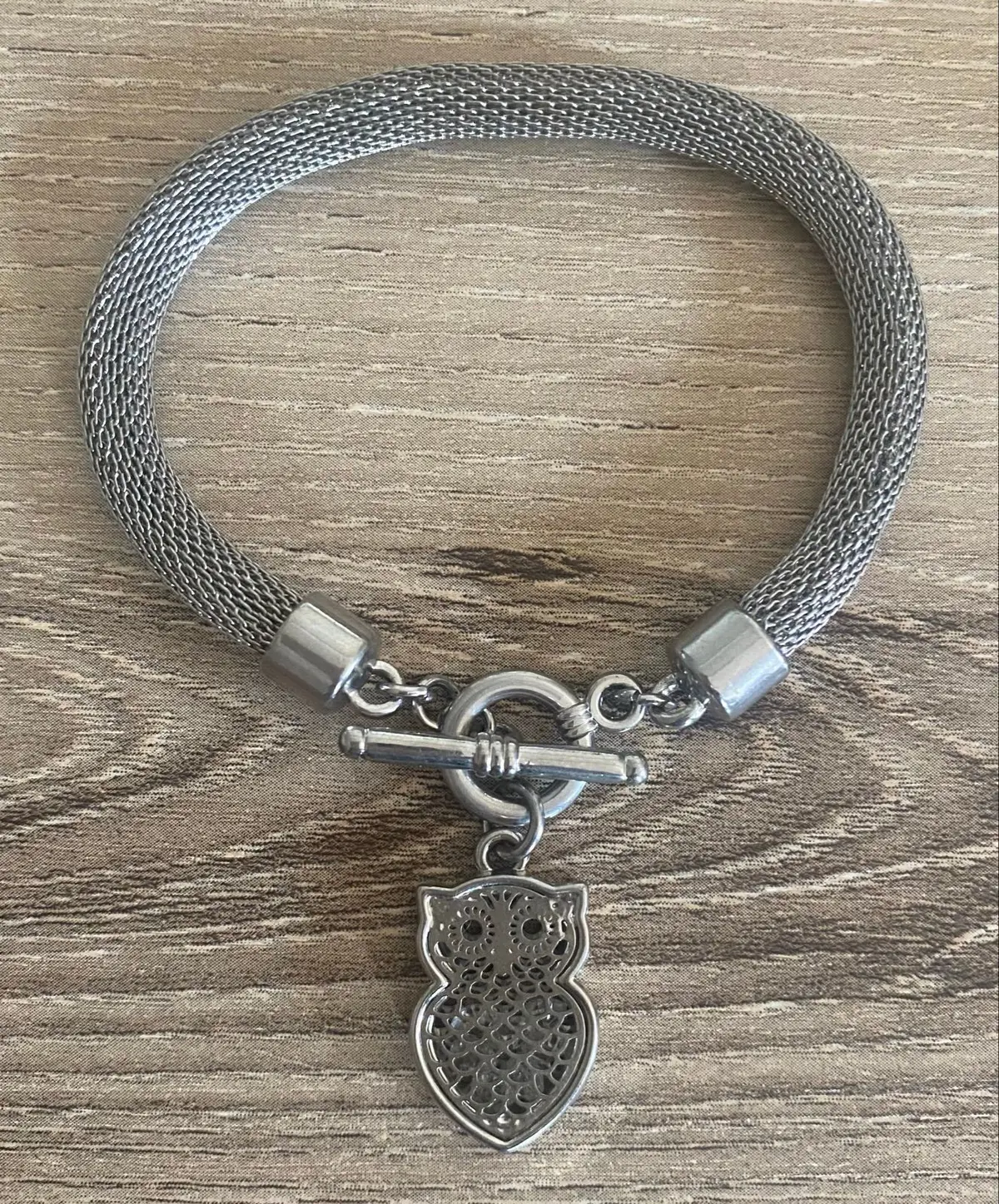 Generic Silver Mesh Bracelet with Owl Charm