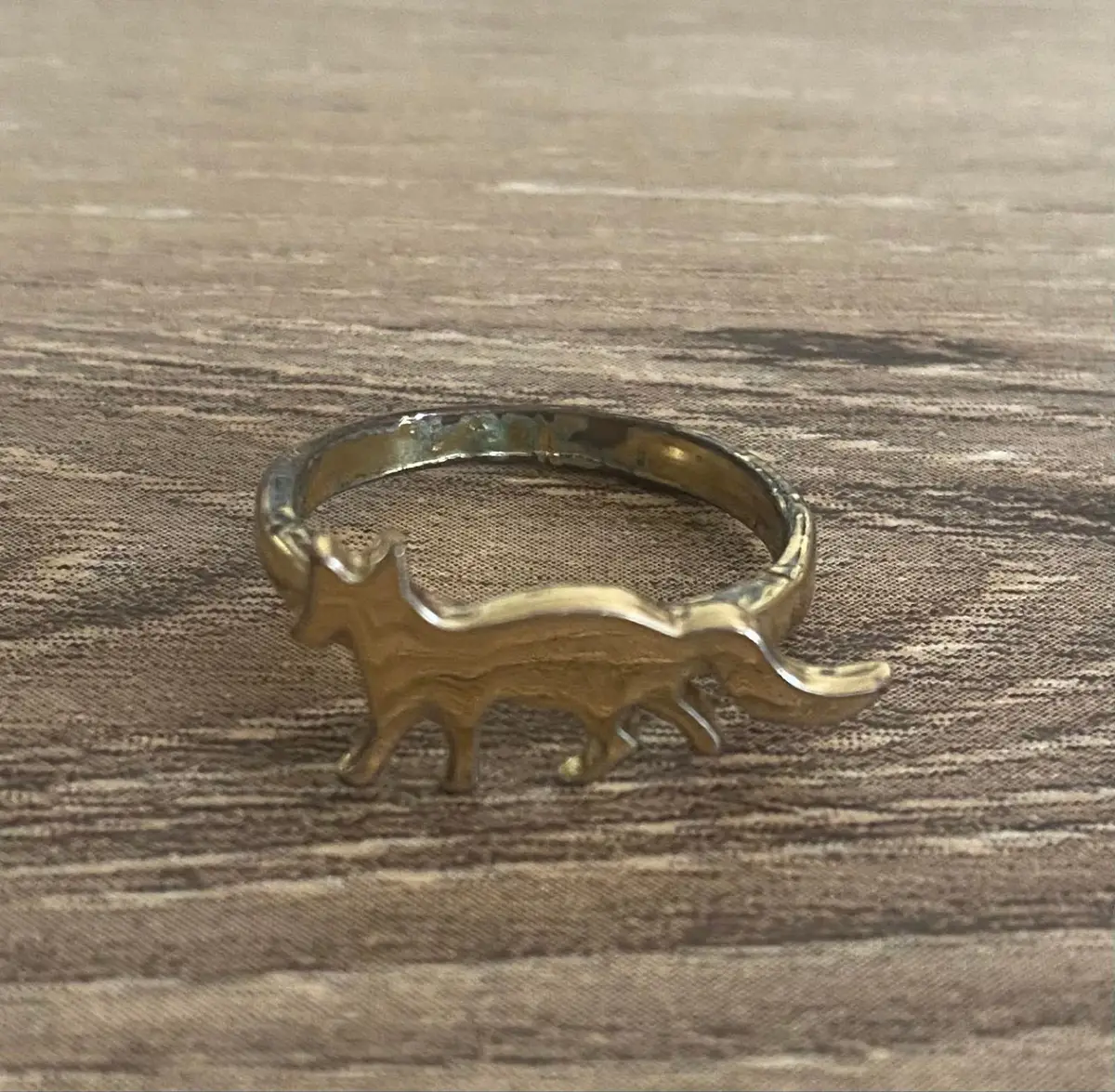 Generic Gold Tone Fox Silhouette Ring